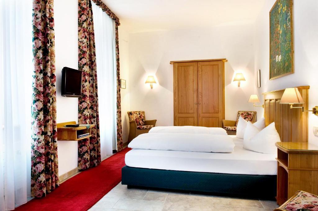 Hotel Haus Lipmann 바일슈타인 객실 사진